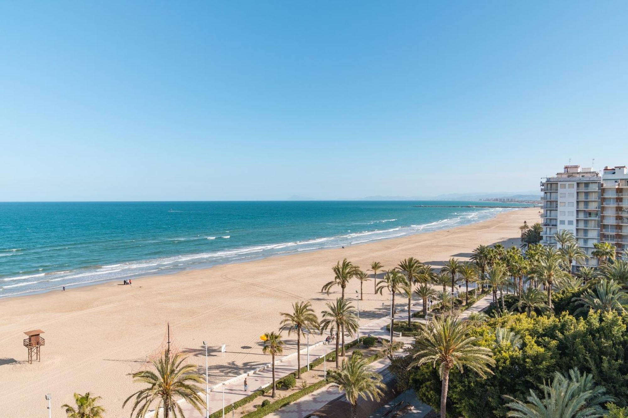 Big Apartment At Beach With Terrace Valencia Luaran gambar
